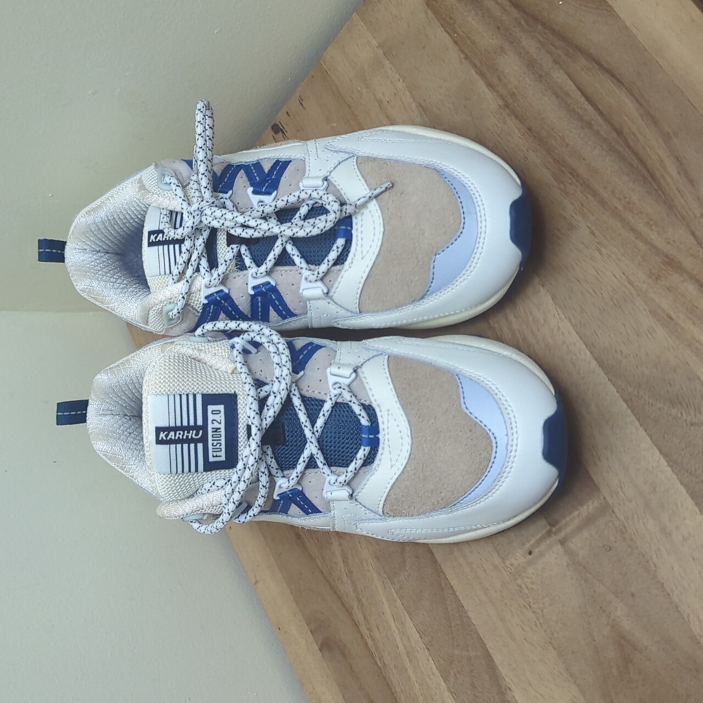 Karhu Fusion 2.0 White/Vallarta Blue Size 8 shoes